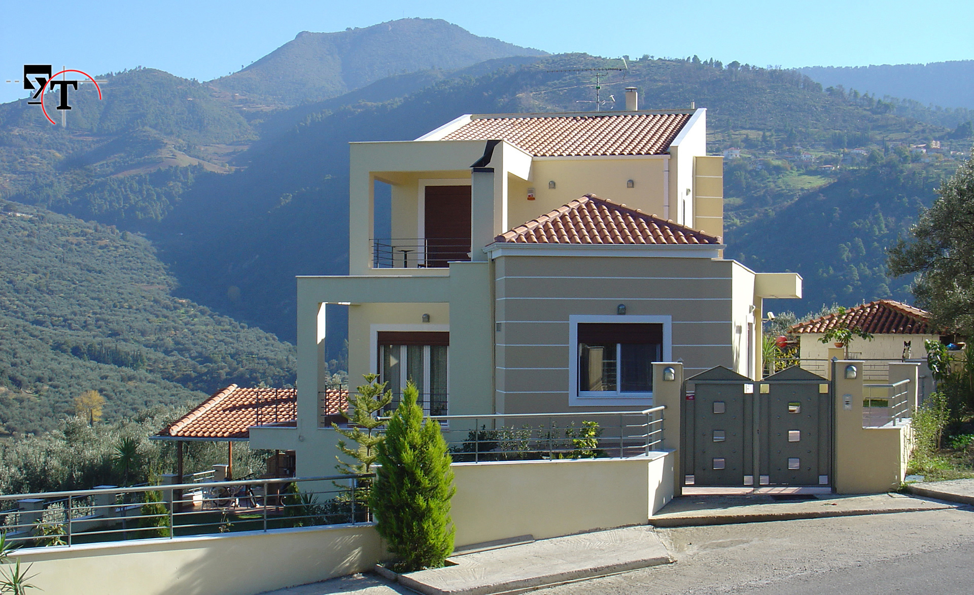 Διώροφη κατοικία -Τεχνικά γραφεία Αχαΐα