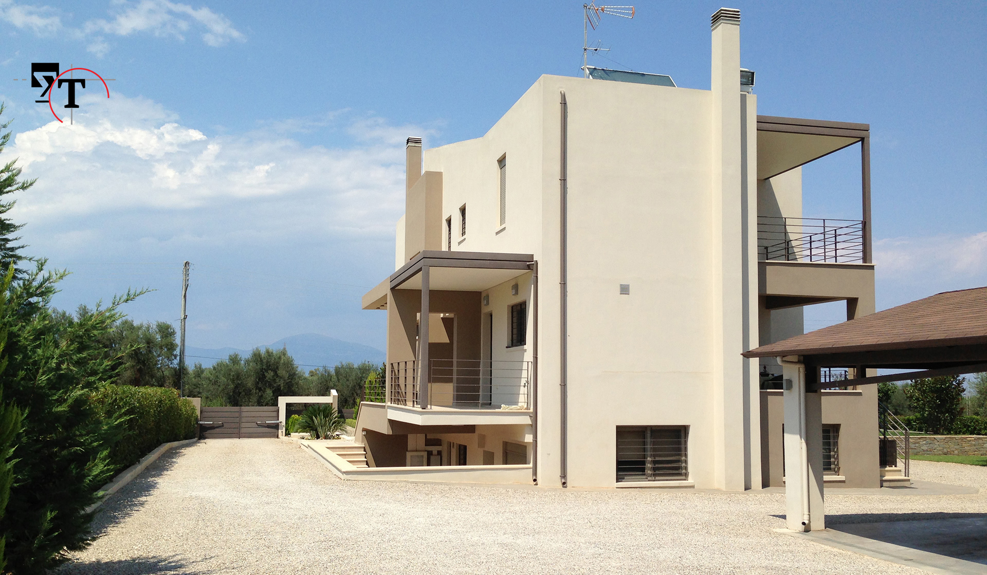 Διώροφη οικοδομή με υπόγειο - Τεχνικά γραφεία Αχαΐα