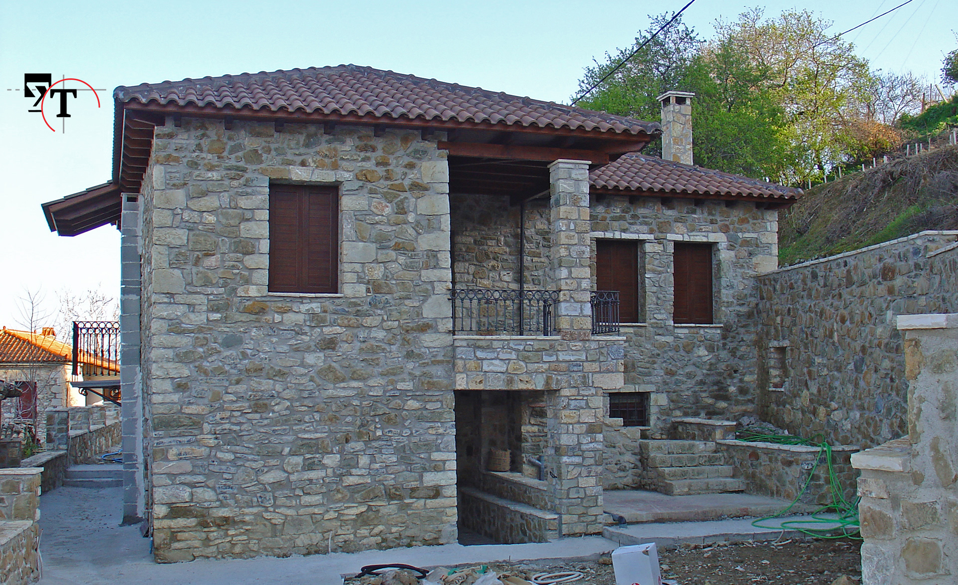 Ισόγειος οικία με υπόγειο -Τεχνικά γραφεία Αχαΐα