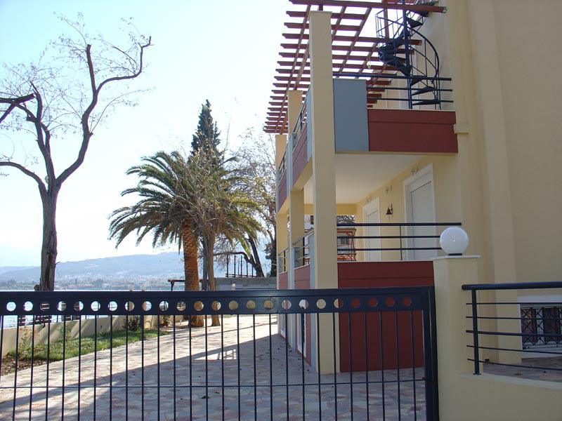 Παραθαλάσσιες εξοχικές κατοικίες Λόγγος, Αίγιο, Αχαΐα